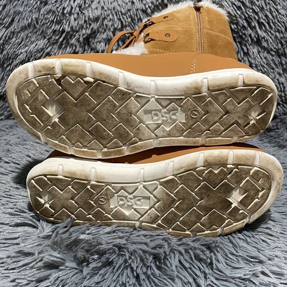 DSG Arctic Storm tan snow boots in suede and faux fur. - Picture 8 of 8